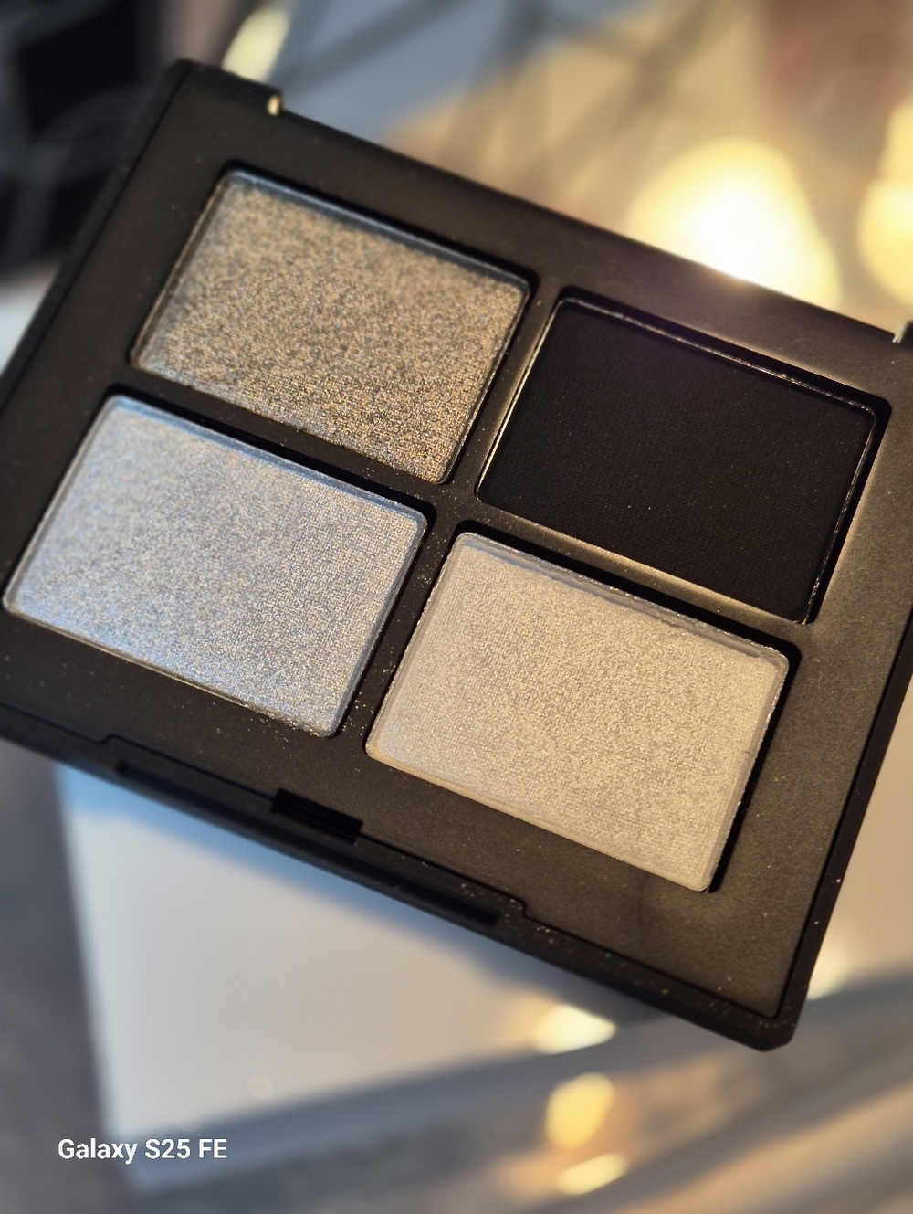 NARS Quad Eyeshadow Palette: Silver Screen for a Smokey Eye Look .04oz (FS), NIB - Picture 2 of 5